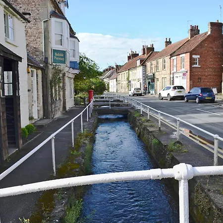 Squirrel Сasa de vacaciones Thornton Dale